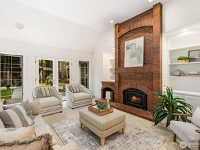 14239 194th Avenue NE, Woodinville WA 98077