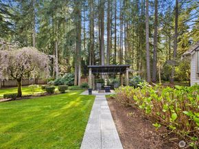 14239 194th Avenue NE, Woodinville WA 98077