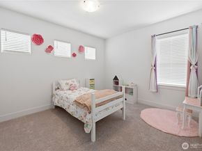 18526 Sawgrass Drive NE, Poulsbo WA 98370