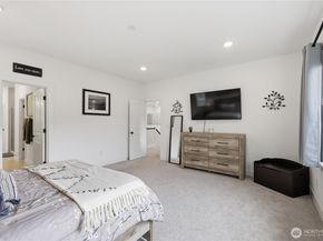18526 Sawgrass Drive NE, Poulsbo WA 98370