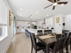 18526 Sawgrass Drive NE, Poulsbo WA 98370