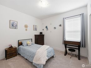 18526 Sawgrass Drive NE, Poulsbo WA 98370
