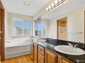 12402 107th Place NE, Kirkland WA 98034