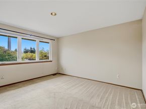 12402 107th Place NE, Kirkland WA 98034