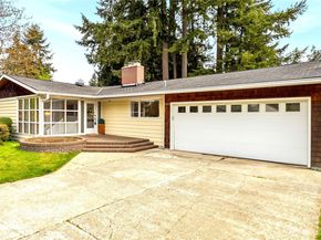 7020 137th Avenue NE, Redmond WA 98052