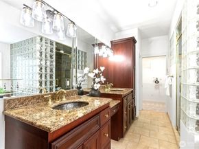 7020 137th Avenue NE, Redmond WA 98052