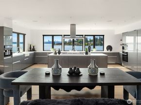 9205 SE Shoreland Drive, Bellevue WA 98004