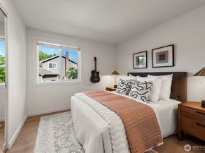 14824 104th Avenue NE, Bothell WA 98011