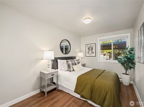 12527 NE 117th Place F5, Kirkland WA 98034