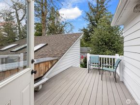8325 Mountain Avenue SE, Snoqualmie WA 98065