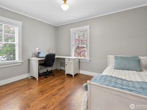 8325 Mountain Avenue SE, Snoqualmie WA 98065