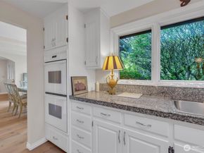 13320 211th Place NE, Woodinville WA 98077