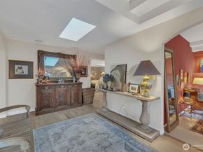 13320 211th Place NE, Woodinville WA 98077