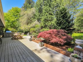13320 211th Place NE, Woodinville WA 98077