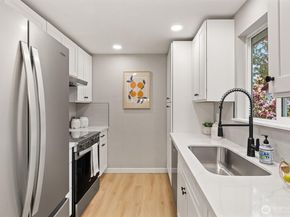 2317 164th Place SE, Bothell WA 98012