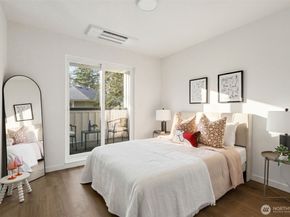 11011 Goodwin Way NE B, Seattle WA 98125
