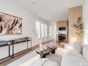 11011 Goodwin Way NE B, Seattle WA 98125