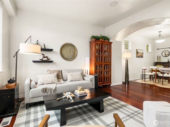 24124 40th Avenue SE, Bothell WA 98021