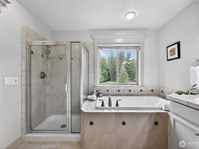 1314 236th Place NE, Sammamish WA 98074