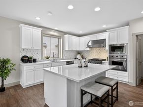 1314 236th Place NE, Sammamish WA 98074