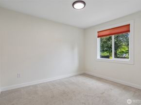 13428 6th Avenue S, Burien WA 98168