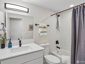 13428 6th Avenue S, Burien WA 98168