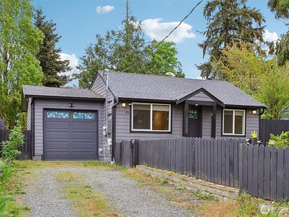 13428 6th Avenue S, Burien WA 98168