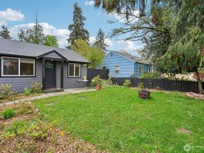13428 6th Avenue S, Burien WA 98168