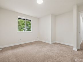 35230 56th Avenue S, Auburn WA 98001