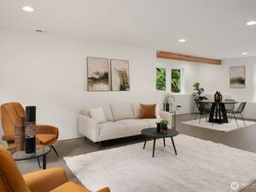 1025 NE 130th Street, Seattle WA 98125