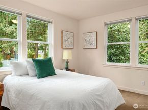 1025 NE 130th Street, Seattle WA 98125