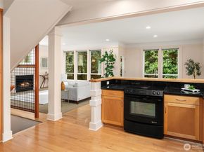 1025 NE 130th Street, Seattle WA 98125