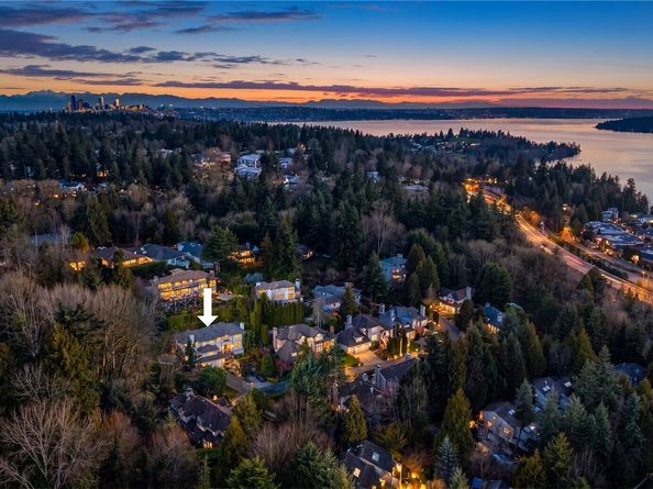3645 92nd Avenue SE, Mercer Island WA 98040