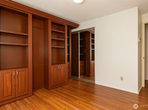 2219 13th Avenue W 5, Seattle WA 98119