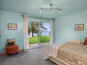 13725 SW Pohl Road, Vashon WA 98070