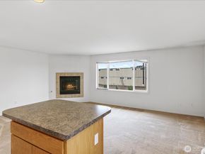 2609 W Marine View Drive 2, Everett WA 98201