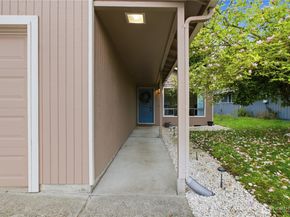 13033 31st Ave NE, Seattle WA 98125