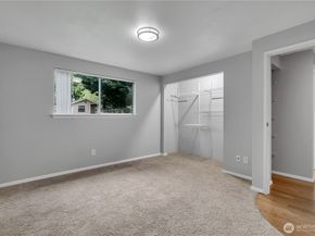 13033 31st Ave NE, Seattle WA 98125