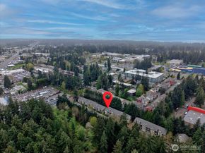 6527 200th Street SW 301, Lynnwood WA 98036