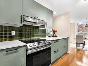 6717 110th Ave NE A3, Kirkland WA 98033