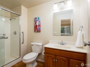 17302 NE 45th Street 101, Redmond WA 98052