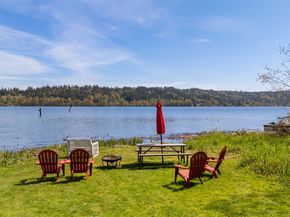 17302 NE 45th Street 101, Redmond WA 98052