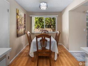 17302 NE 45th Street 101, Redmond WA 98052