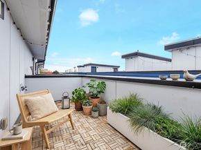 3216 15th Avenue W B, Seattle WA 98119