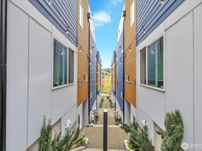 3216 15th Avenue W B, Seattle WA 98119