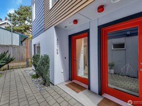 3216 15th Avenue W B, Seattle WA 98119
