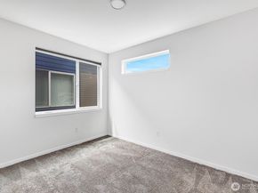 3216 15th Avenue W B, Seattle WA 98119