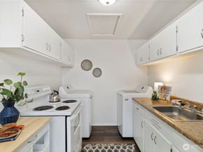 3326 - 3328 Halverson Avenue, Bremerton WA 98310