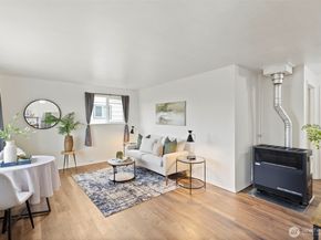 3326 - 3328 Halverson Avenue, Bremerton WA 98310