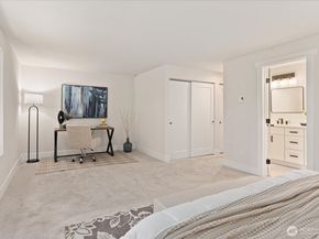 1035 156th Avenue NE 33T, Bellevue WA 98007